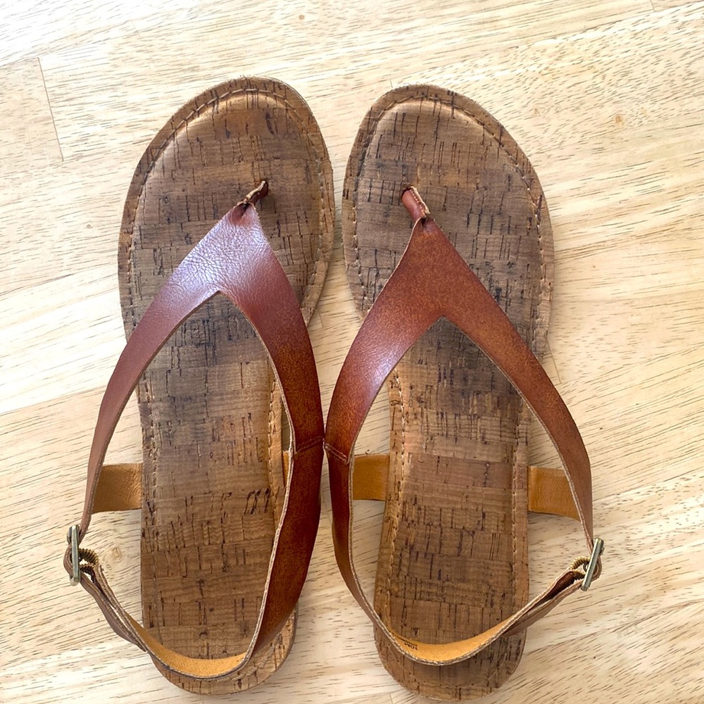 Korks Skylar Vegan Thong Sandals In Tan Size 10 Slingback Strappy Brown Low heel